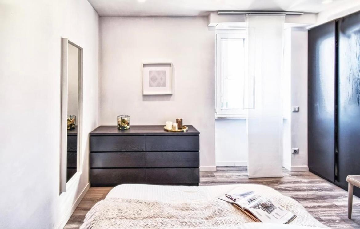 Vatican Luxury Home Jacuzzi Apartment